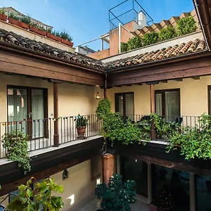 Bright And Beautiful- Vtv- Conde De Torrejon 10 Apartment Seville
