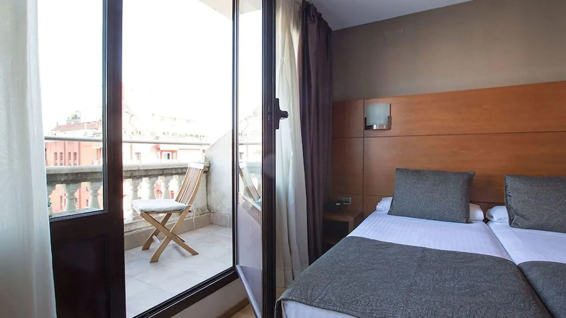 Hotel Via Augusta Barselona