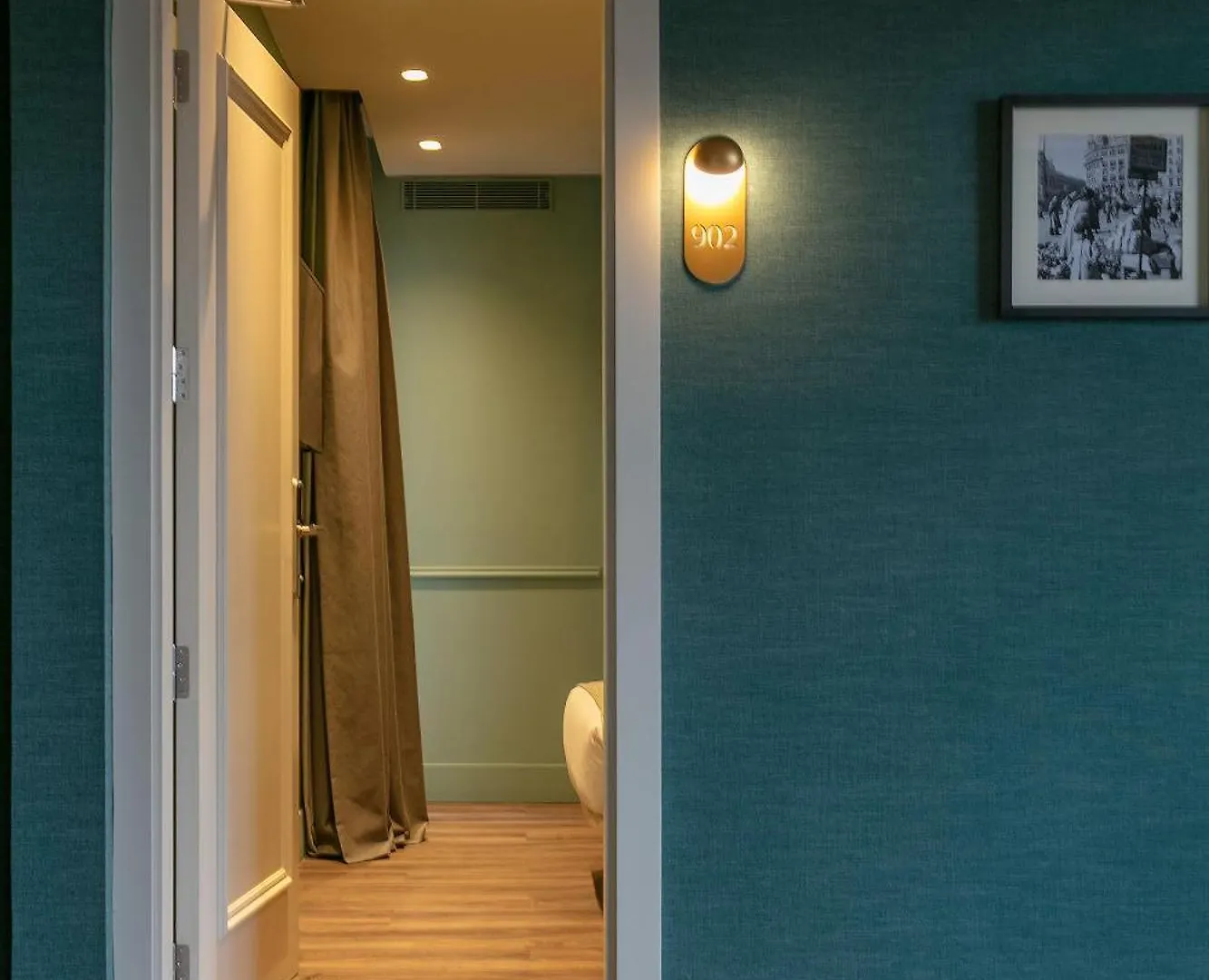 Hotel Via Augusta Barcellona 2*,  Spagna